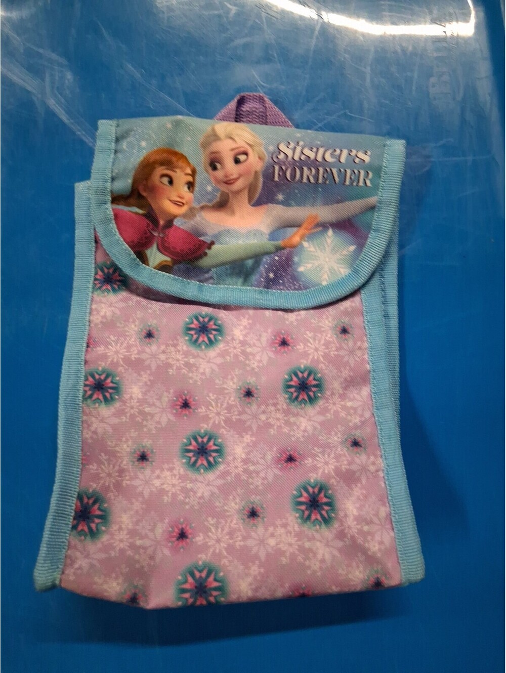Disney Frozen Sisters Forever insulated lunch bag With Handle Anna Elsa